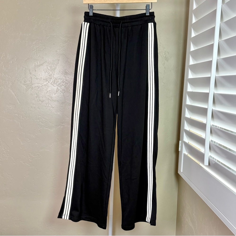 Commense Side Stripe Wide-Leg Sweatpants Medium Track Pants Joggers Black BNWT - Picture 3 of 9
